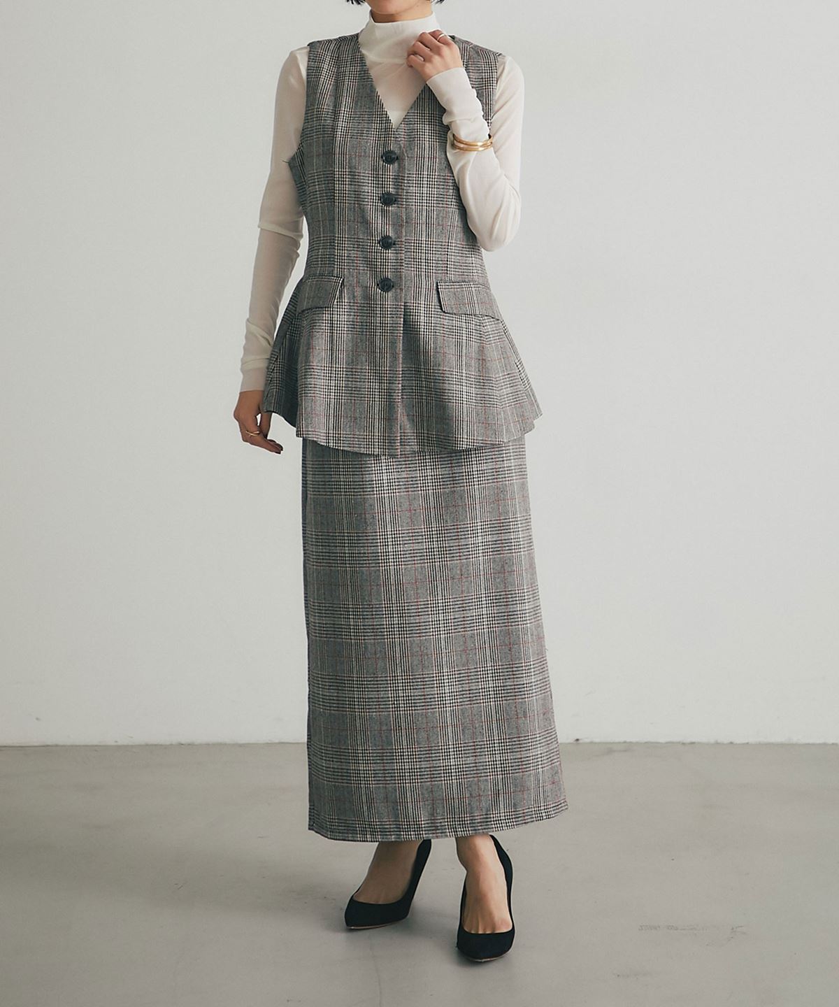 【FINAL SALE】ペプラムジレ×タイトSKセットアップ＊SALE品につき返品/交換/注文確定後の変更キャンセル不可＊