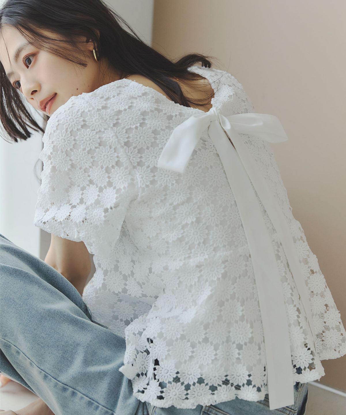 総レースペプラムブラウス