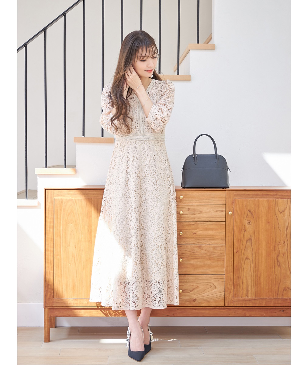【成瀬愛里さん着用】レースVネックワンピース