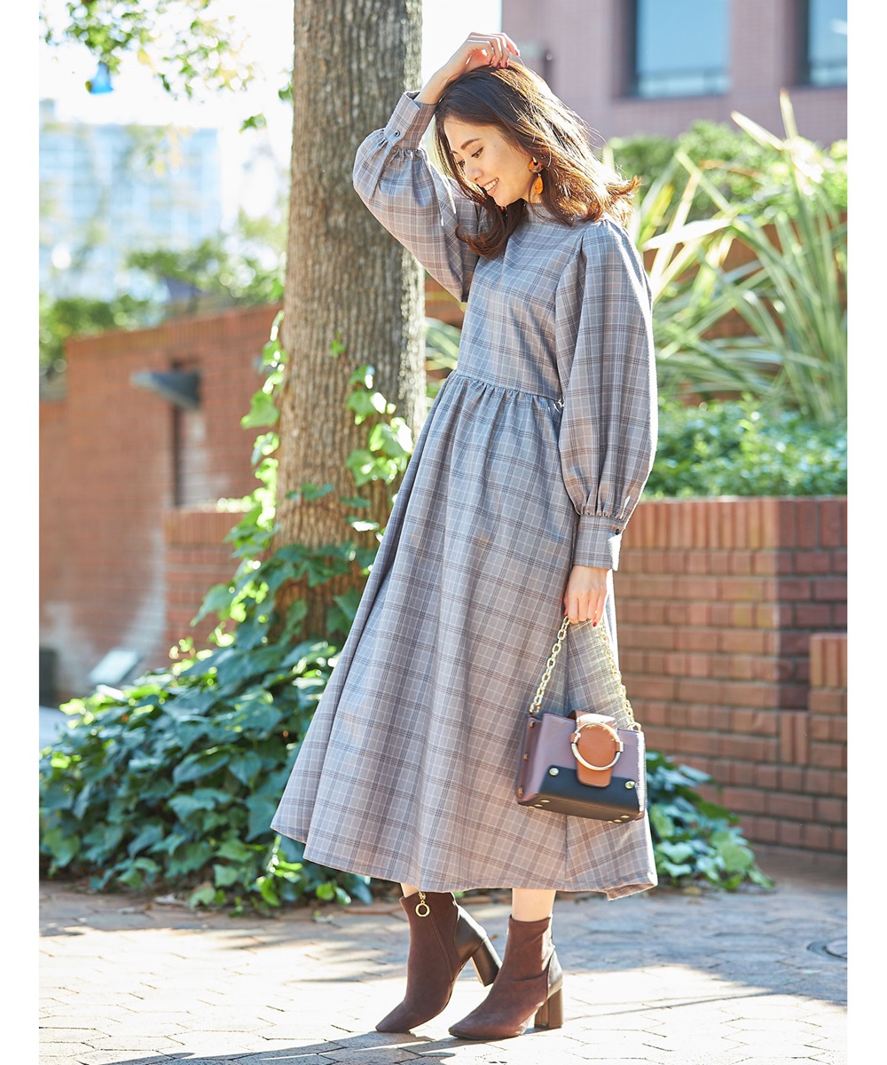 チェック柄スタンドカラーマキシワンピース