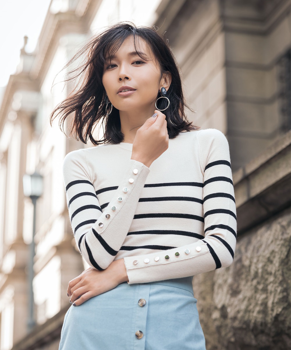 ゴールド釦ボーダーニットプルオーバー