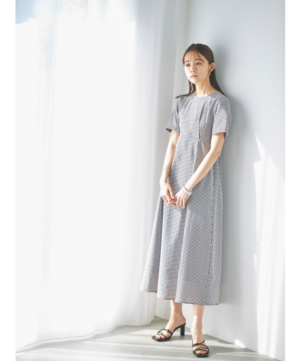 半袖タックロングワンピース