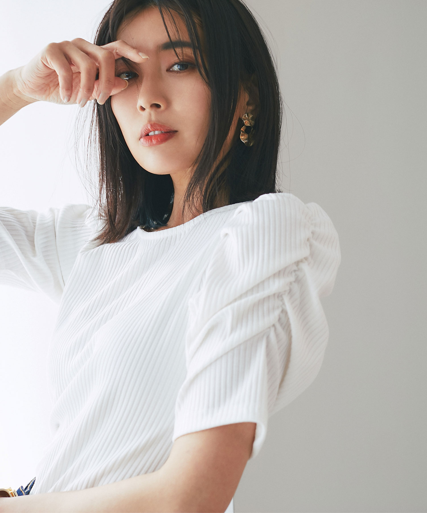 前後2WAYシャーリングショルダーリブTシャツ
