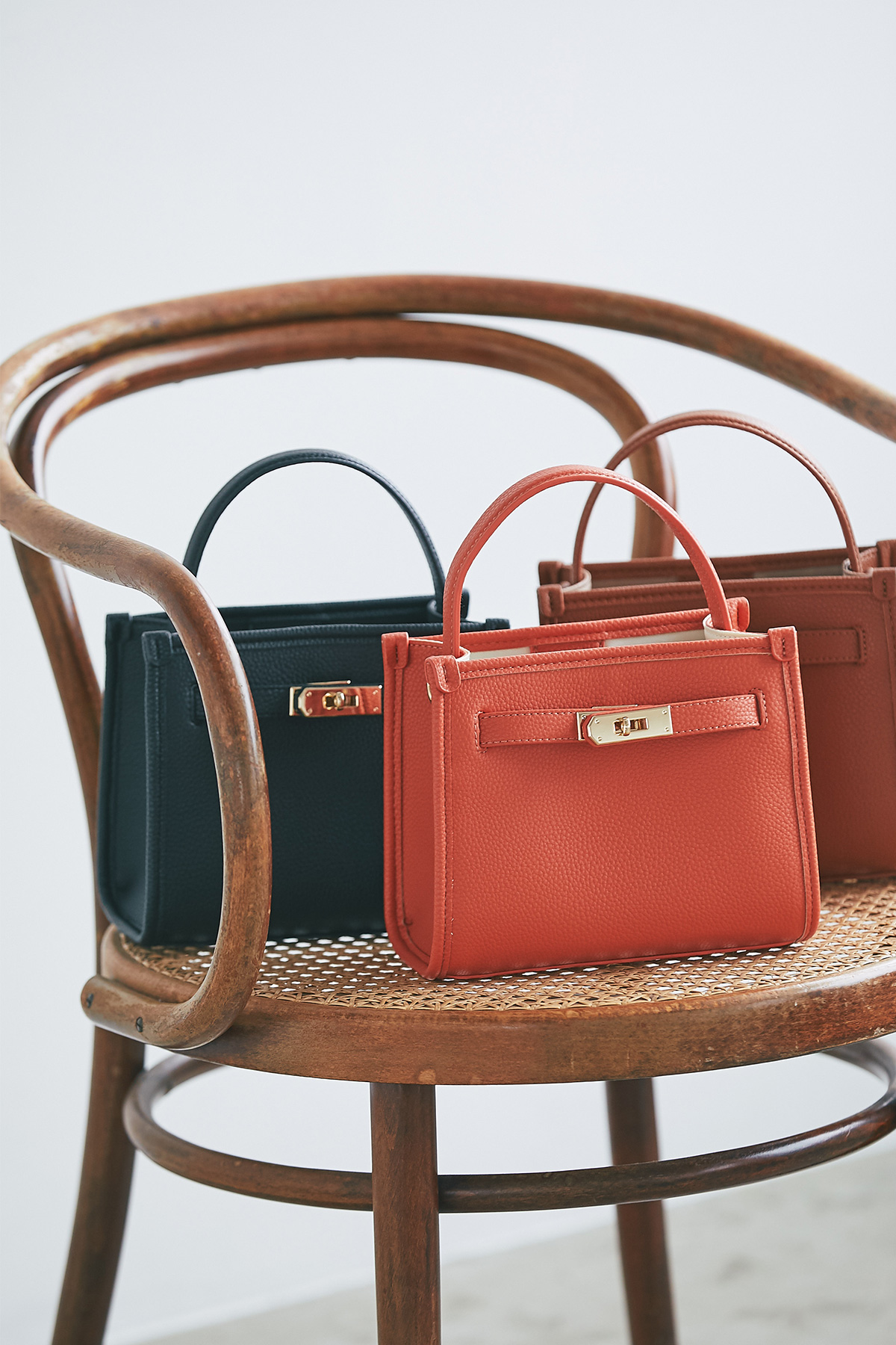 【Ayaさん着用】ミニショルダーバッグ