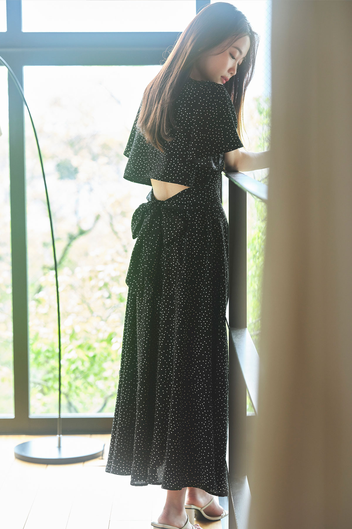 【水越みさとさんコラボ】バックカットオフドットワンピース＊SALE品につき返品/交換/注文確定後の変更キャンセル不可＊