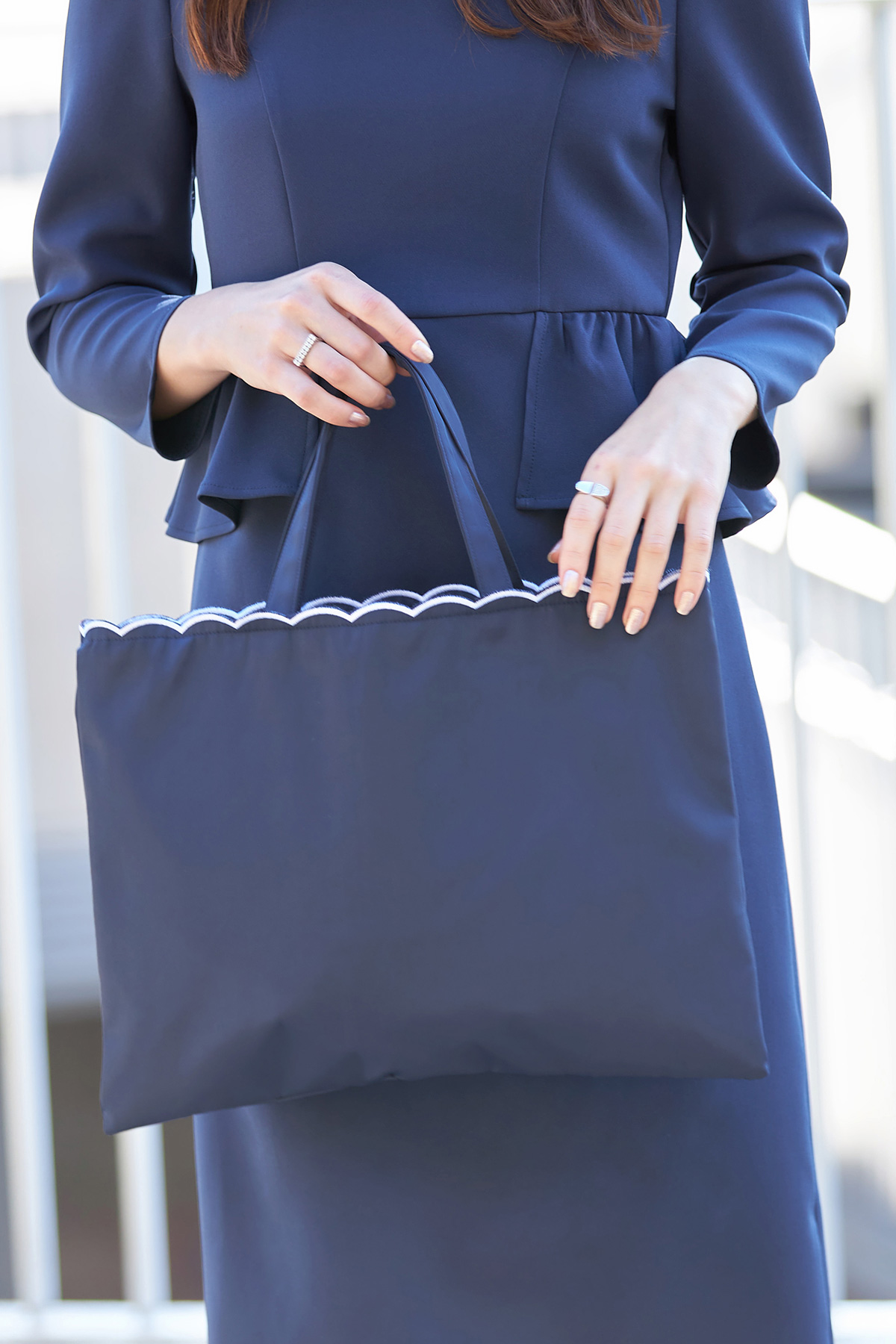 【&.NOSTALGIA navy】スカラップトートバッグ