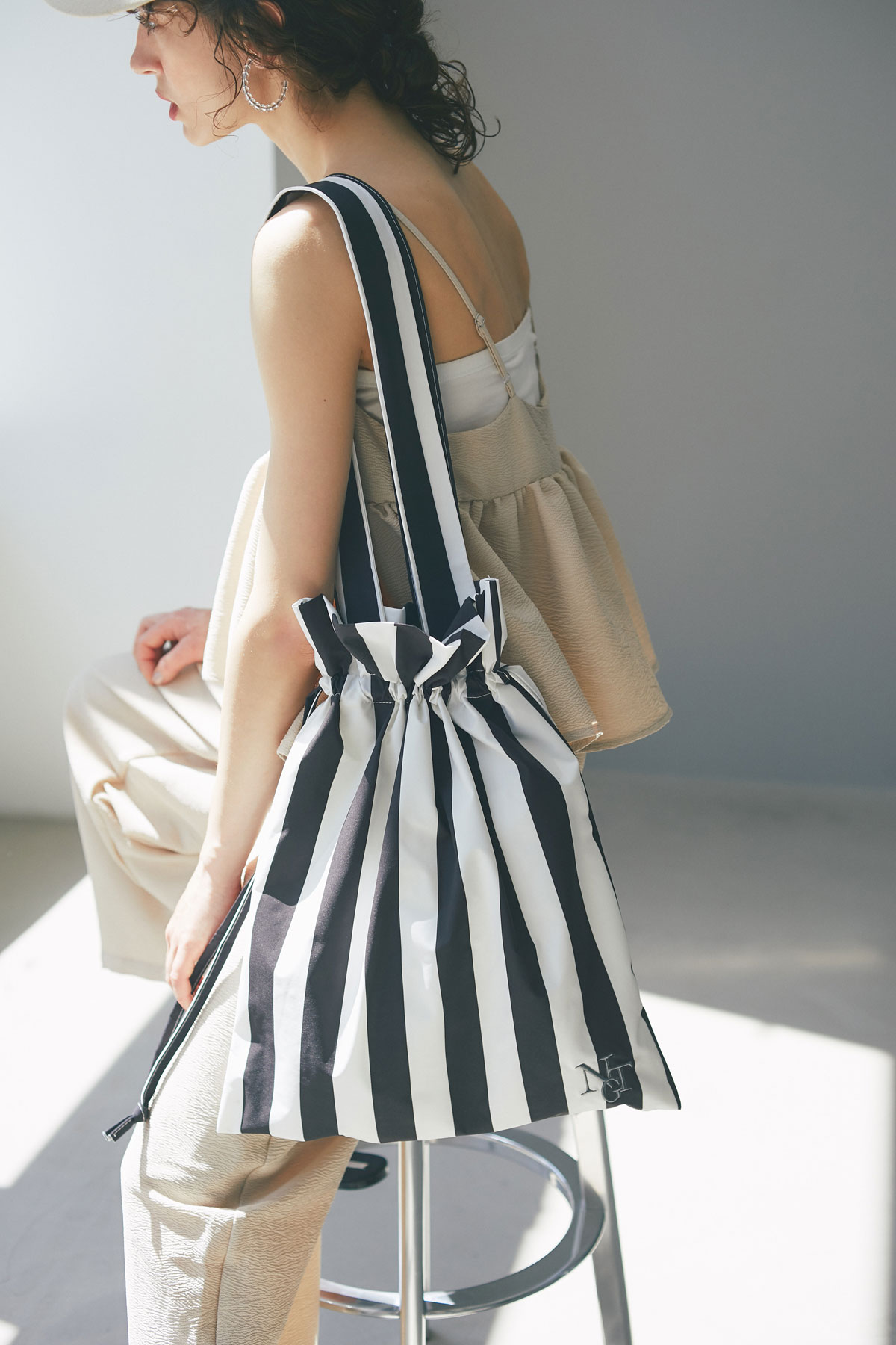 エンブロイダリー巾着トートバッグ