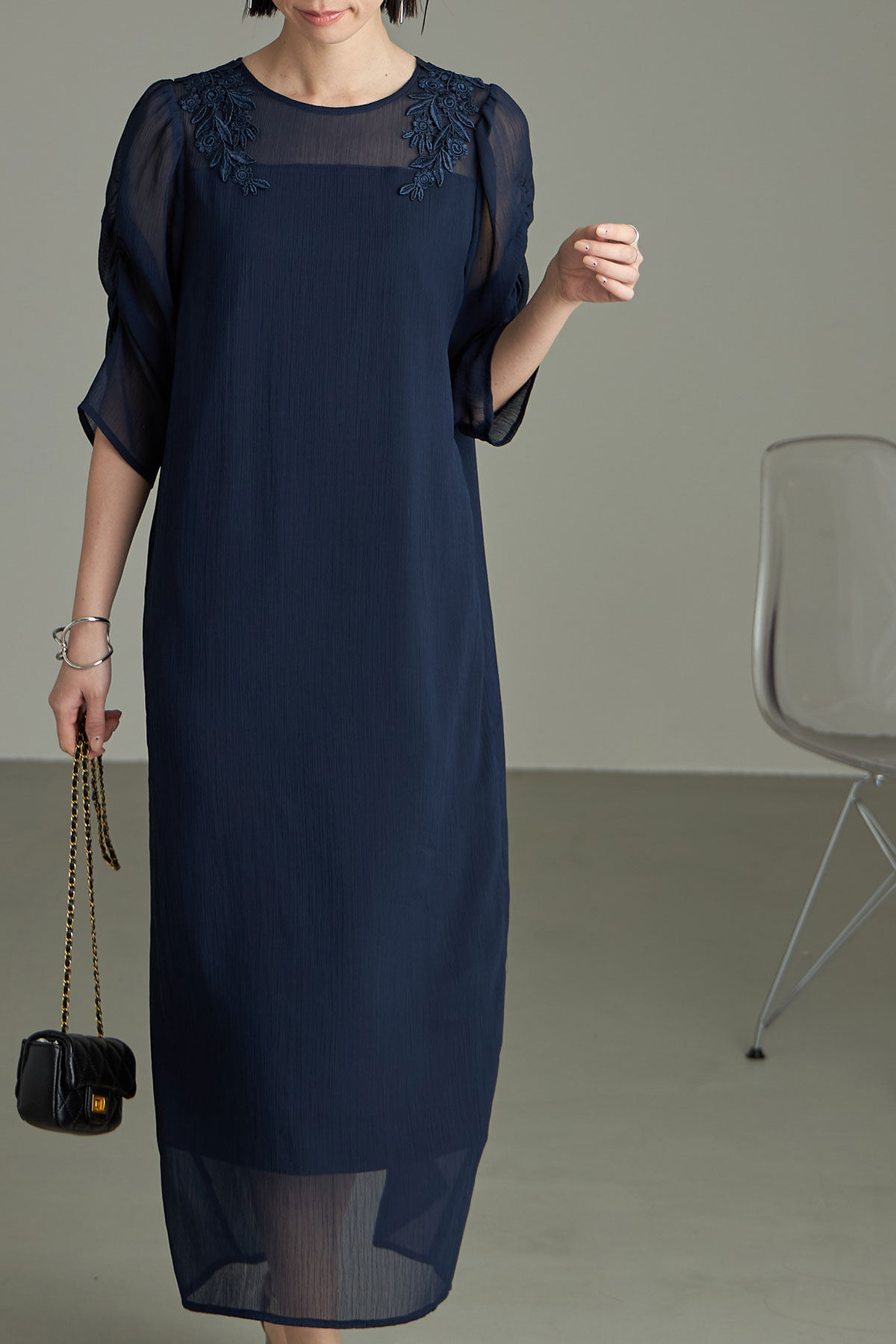 モチーフレースシアーワンピース