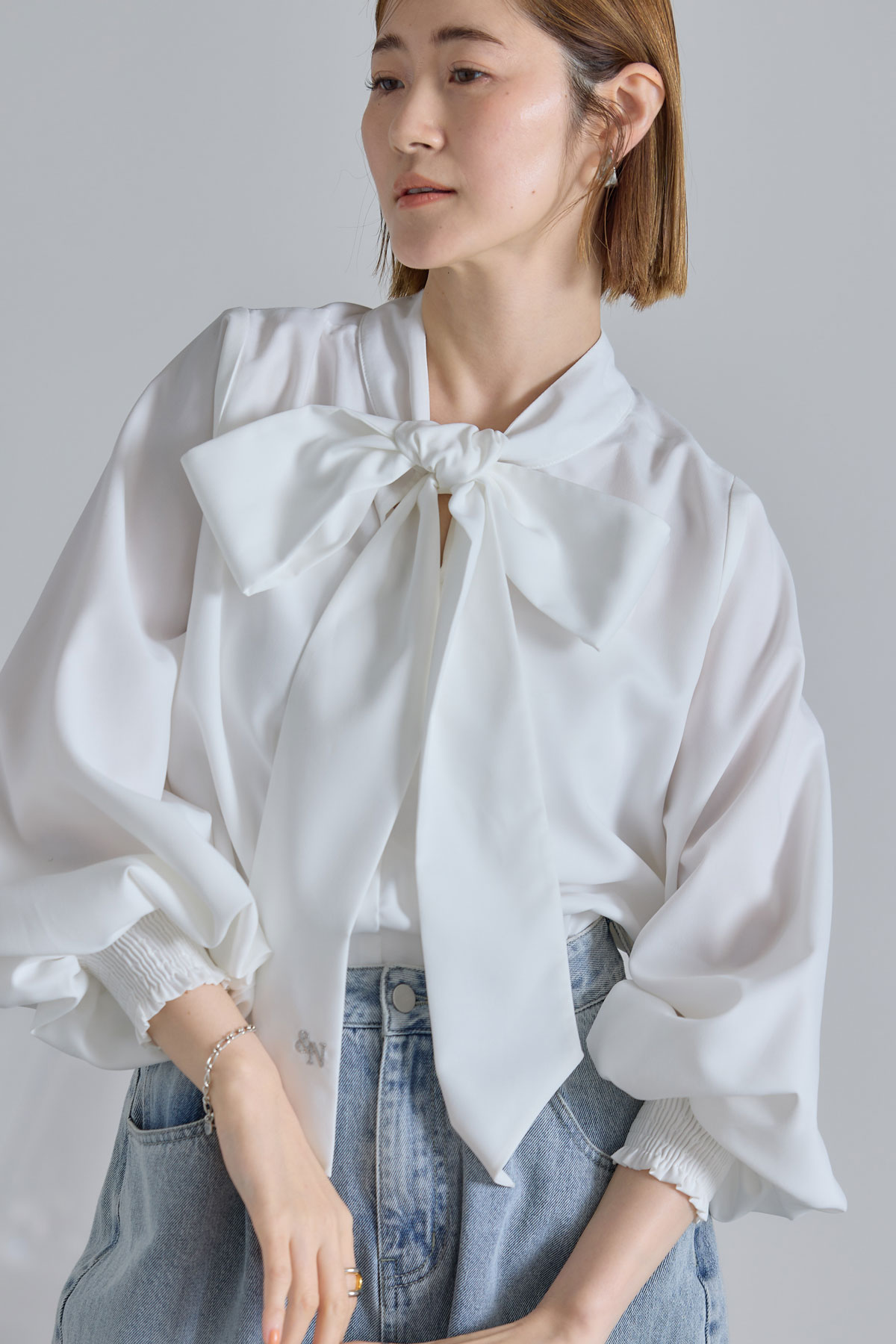 9月14日WEB限定少量再販！前後2WAYラメエンブロイダリーボウタイブラウス