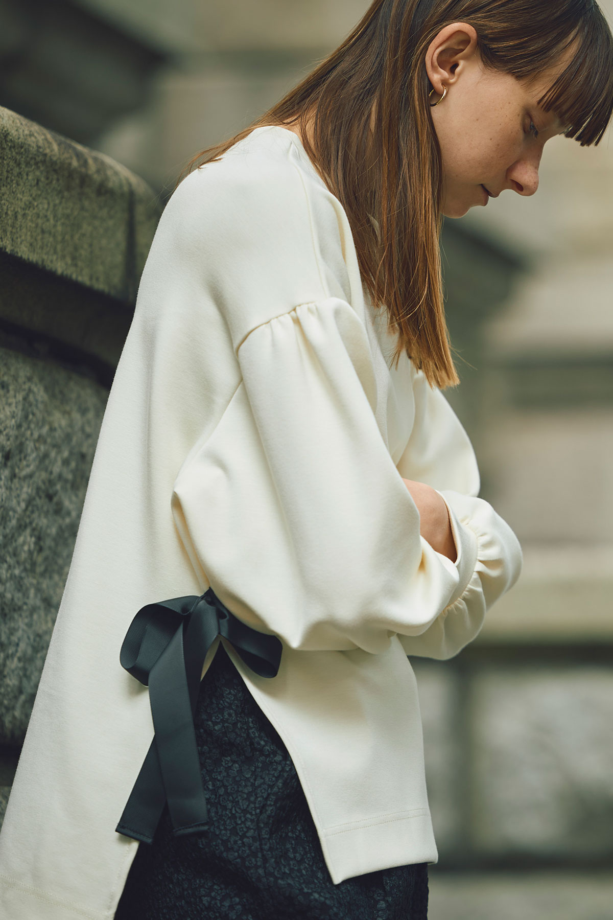 11月6日オフィシャルサイト限定少量再販！サイドリボンボンディングプルオーバー