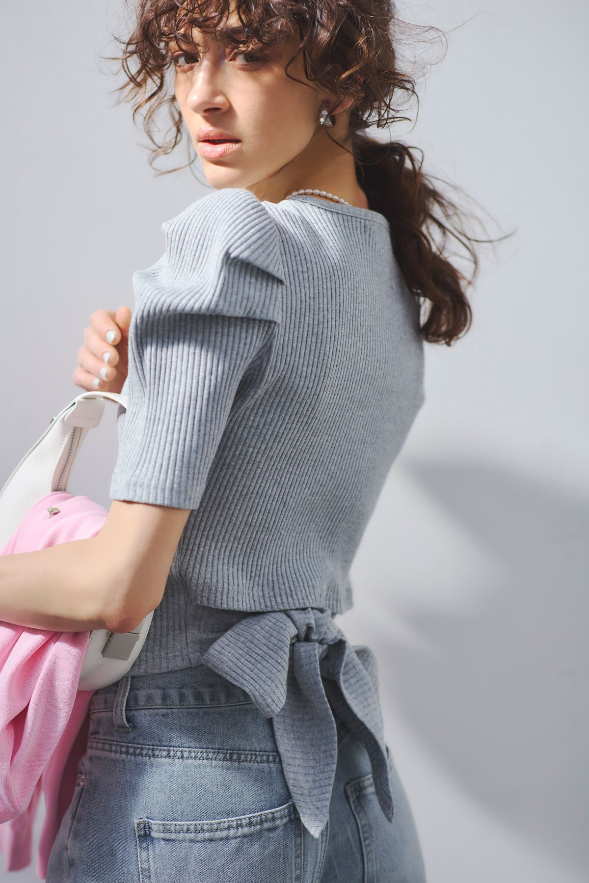 バックリボンリブプルオーバー