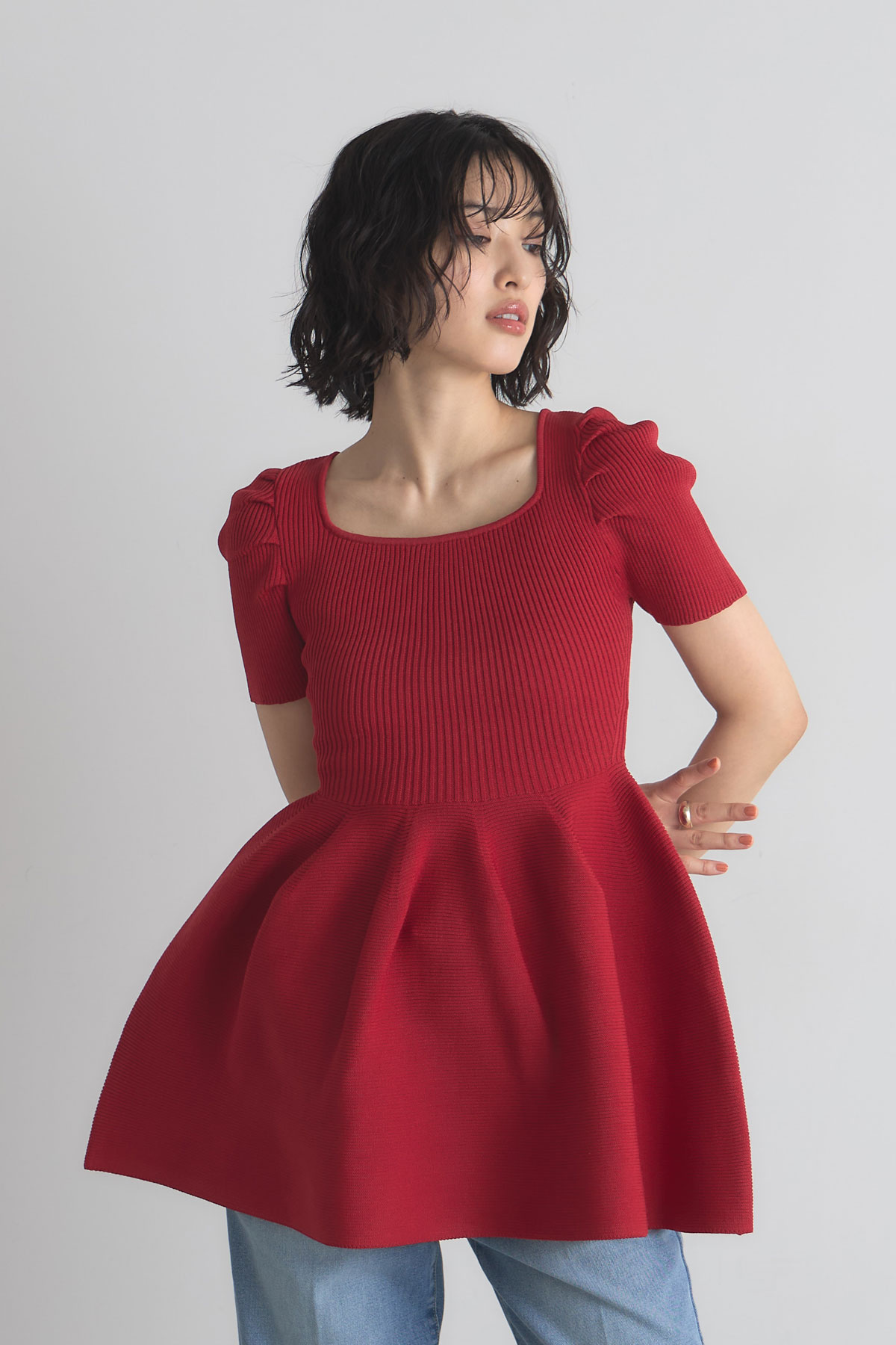 8月30日WEB限定少量再販！スクエアネックニットチュニック＊少量の在庫確保による再販売の為、返品/交換は出来かねる場合がございます。予めご了承ください。＊