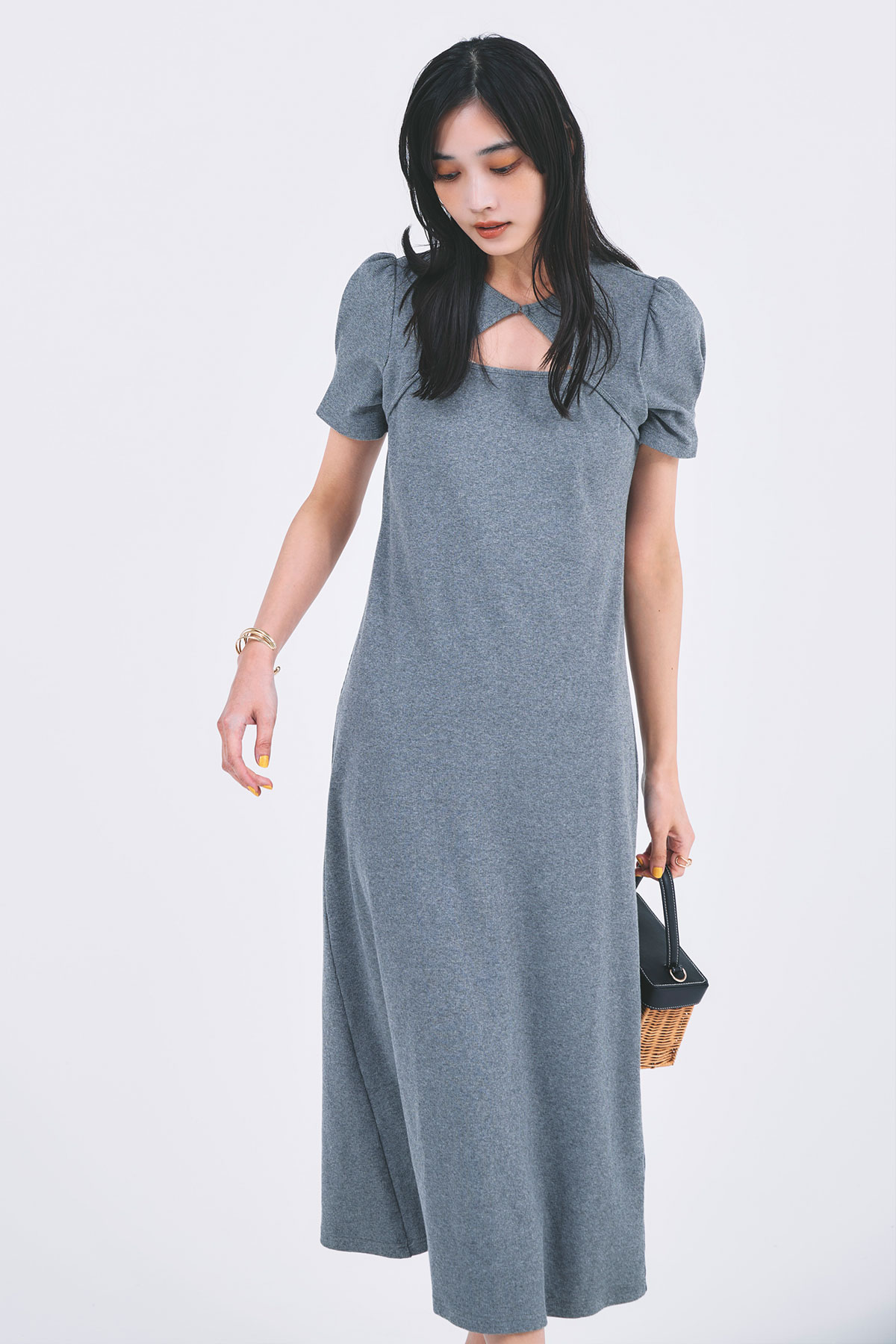 【8/27　0:00　セール拡大！】【林田岬優さん着用】デコルテ開きワンピース＊SALE品につき返品/交換/注文確定後の変更キャンセル不可＊