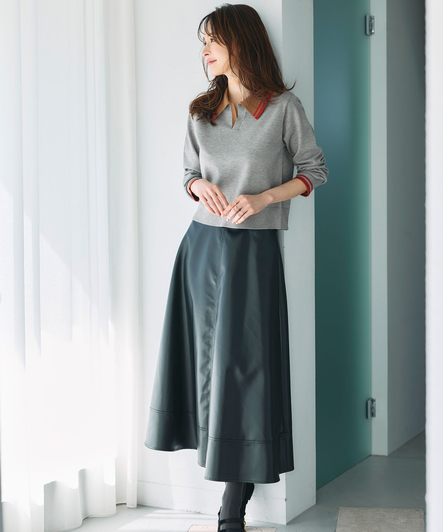 【舞川あいくさん着用】【稲垣莉生さん着用】ハイウエストフェイクレザーフレアスカート