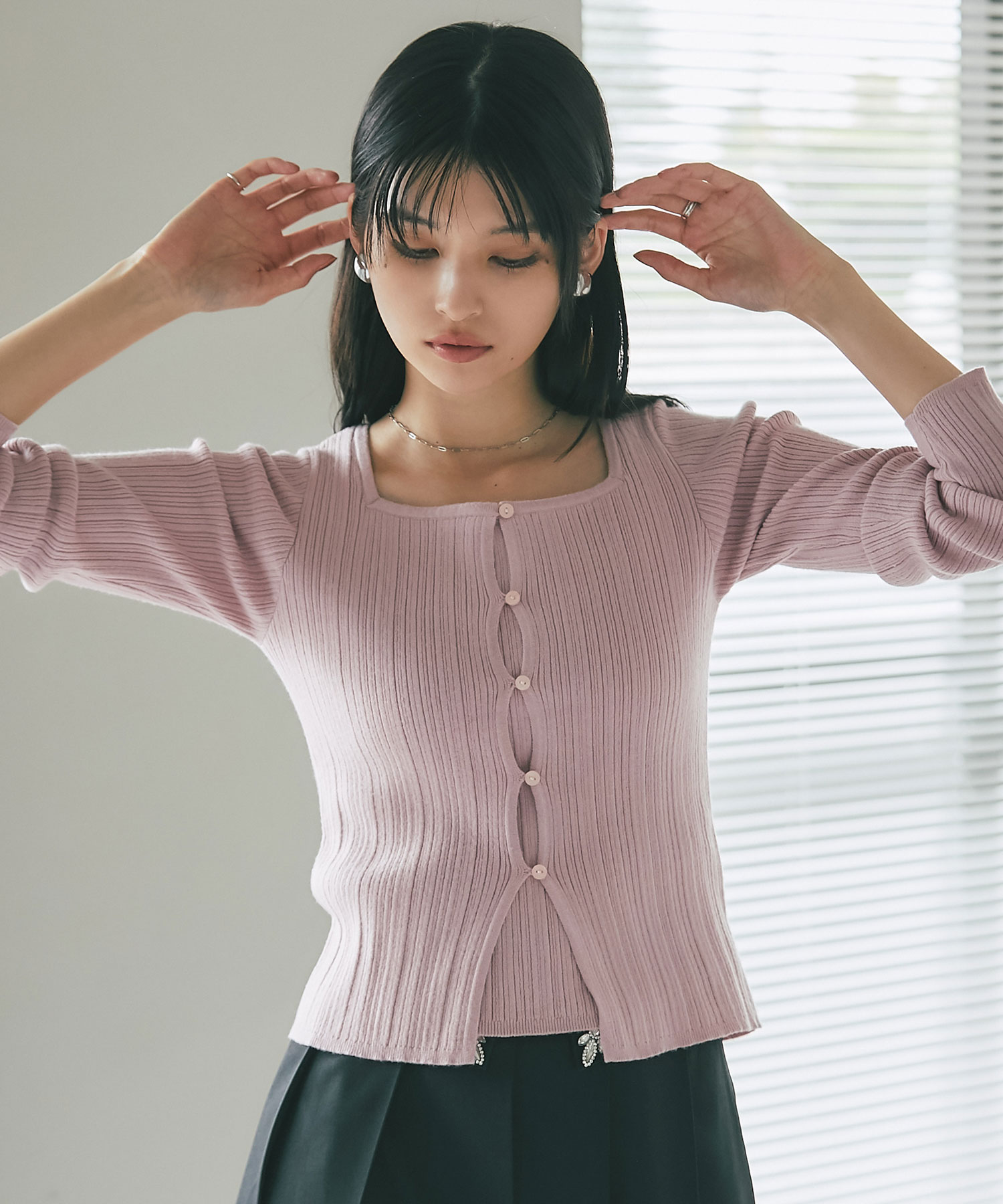 スクエアネックレイヤードニットトップス