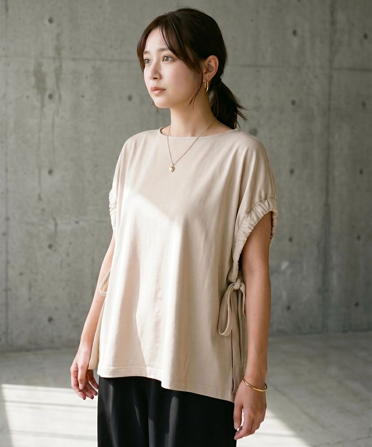 【接触冷感・汗染み防止・UVカット】サイドリボンTシャツ