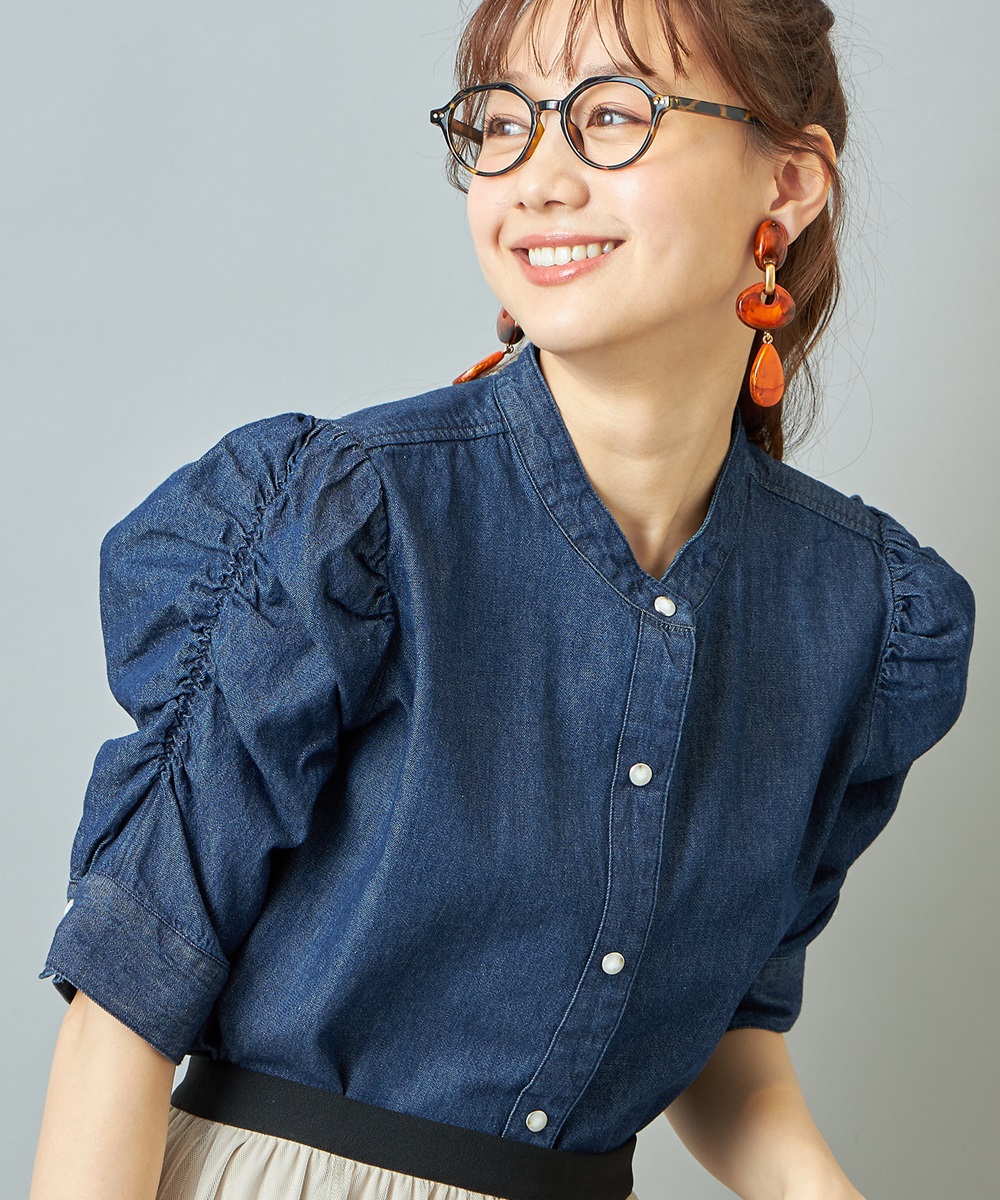 袖シャーリング使いデニムシャツ