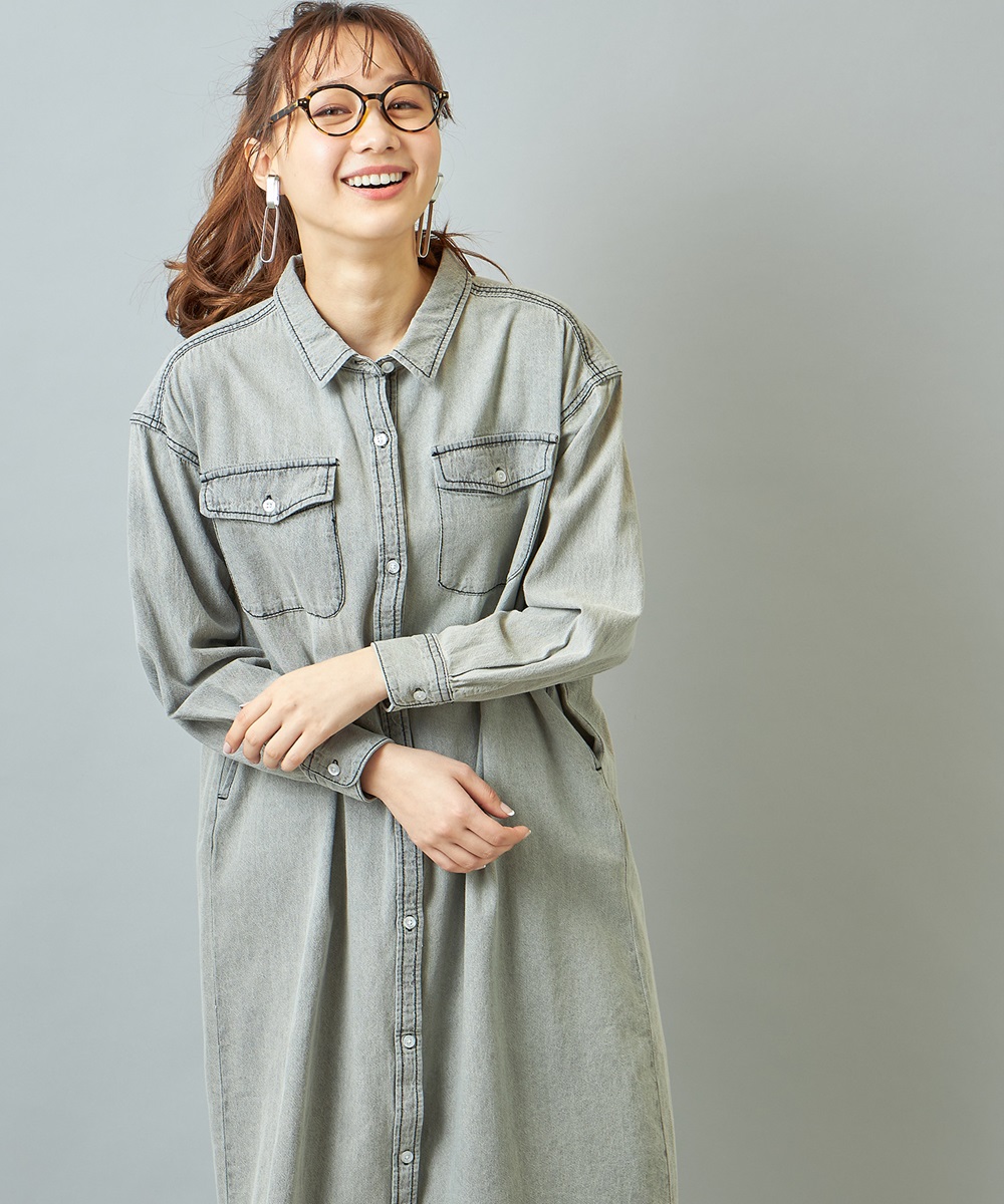 デニムロングシャツワンピース《一部の店舗のみ入荷》