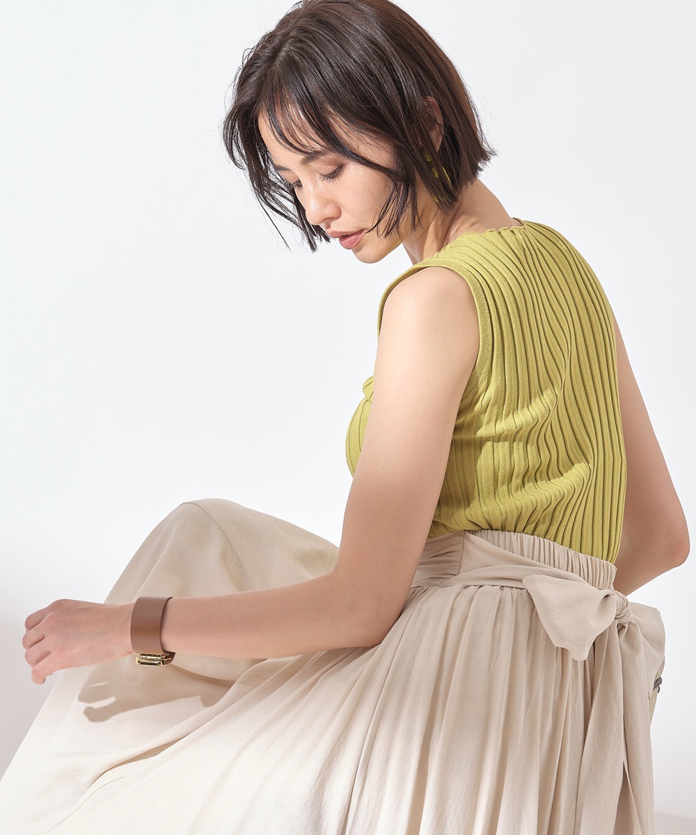 【成瀬愛里さん着用】ピッチリブノースリーブプルオーバー