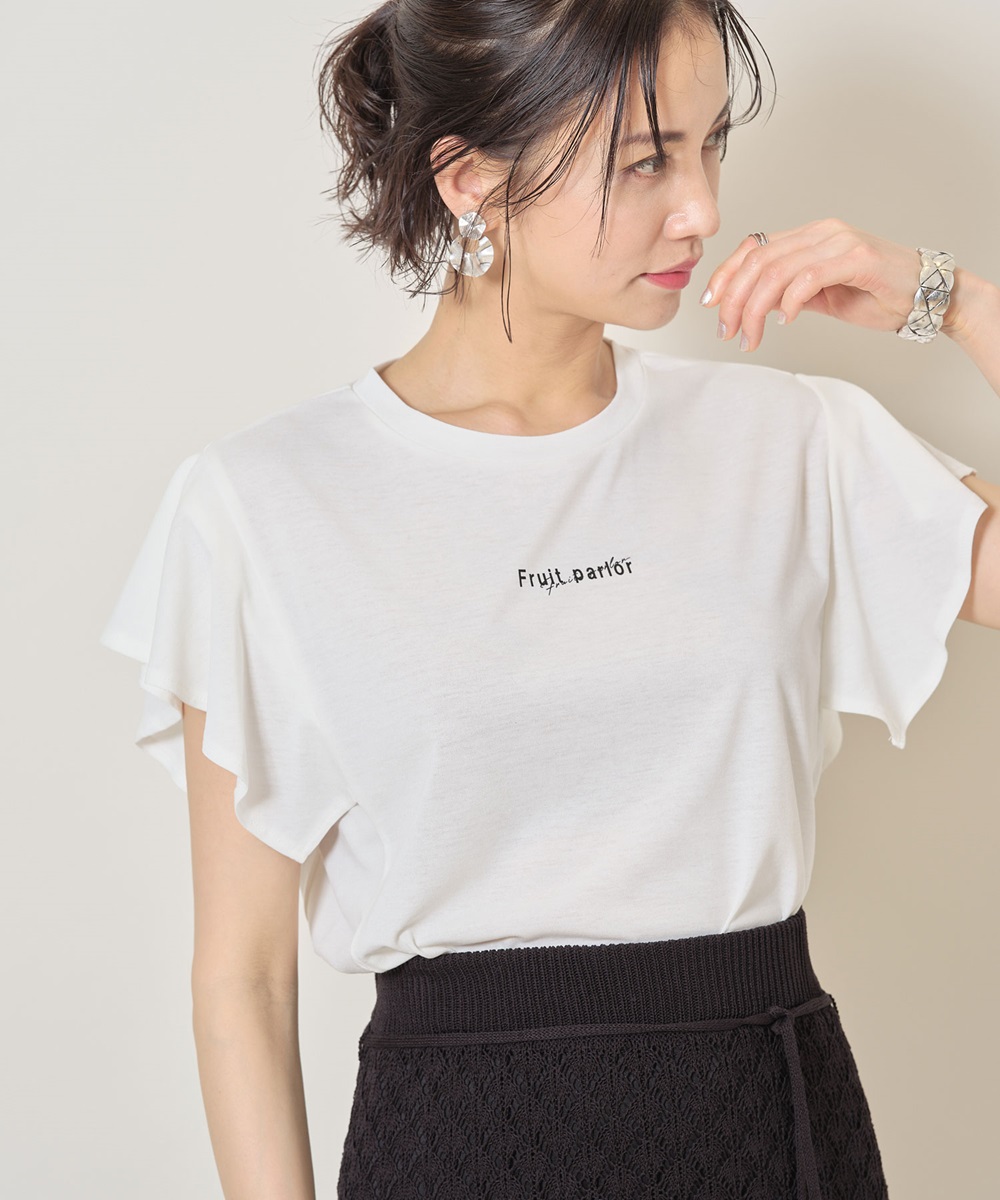袖フリルロゴTシャツ