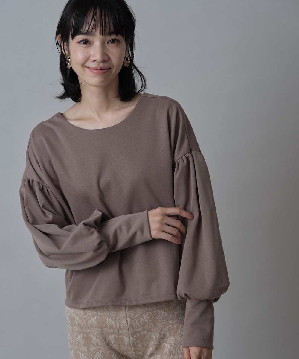 ポンチボリュームスリーブプルオーバー※一部店舗のみ入荷