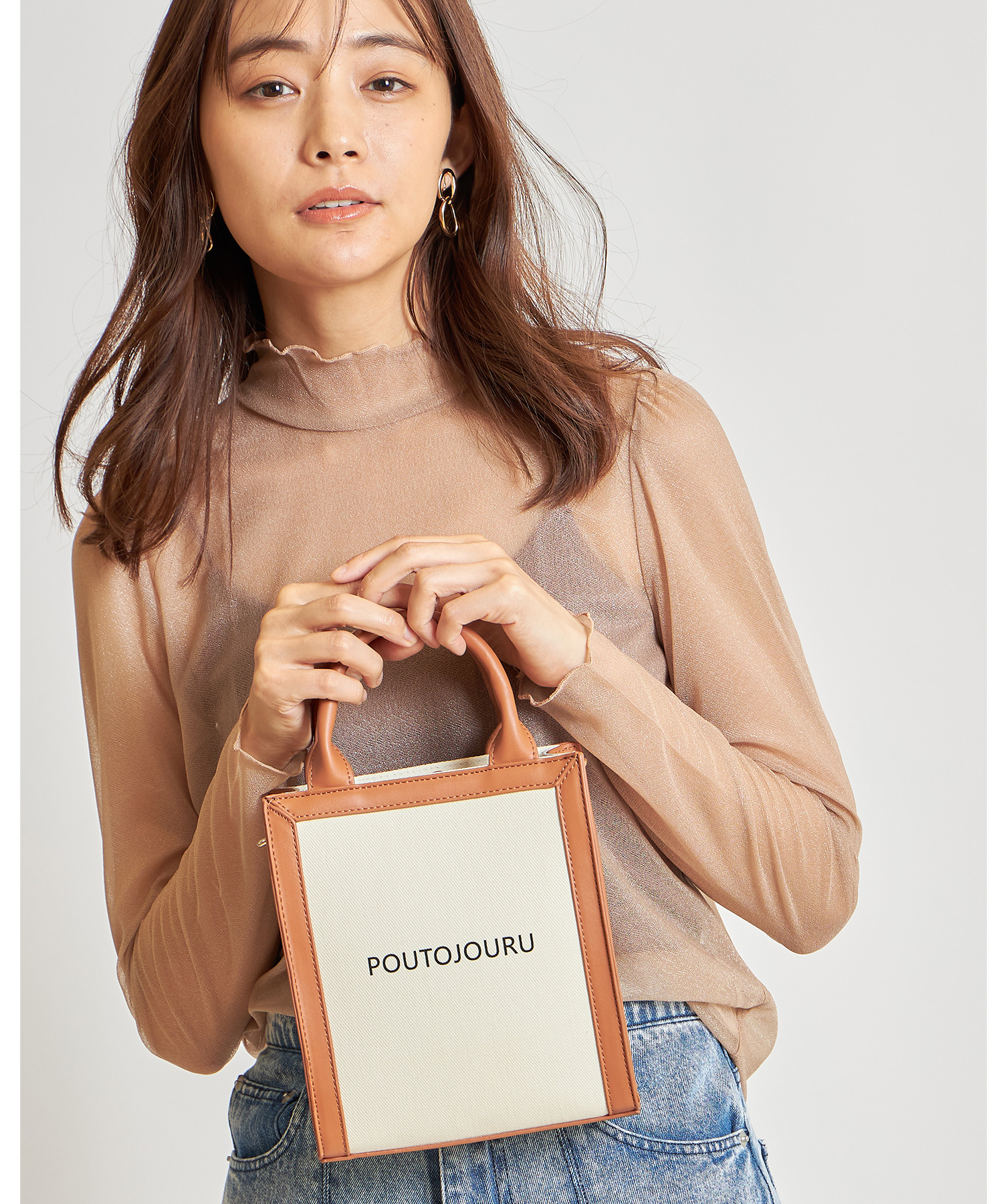 スクエアミニキャンバストート※一部店舗のみ入荷