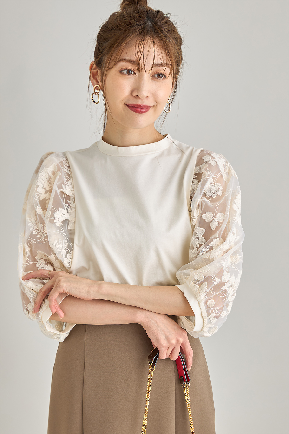 【WEB限定】花刺繍チュールカットプルオーバー