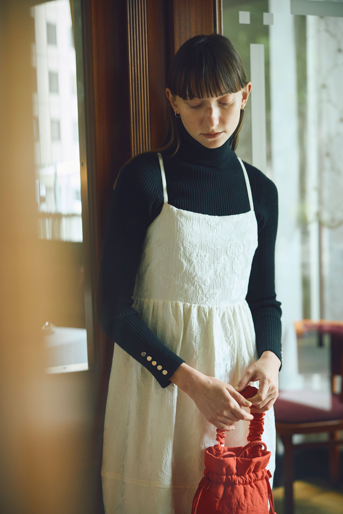 10月20日オフィシャルサイト限定少量再販！袖メタルボタンタートルリブニット