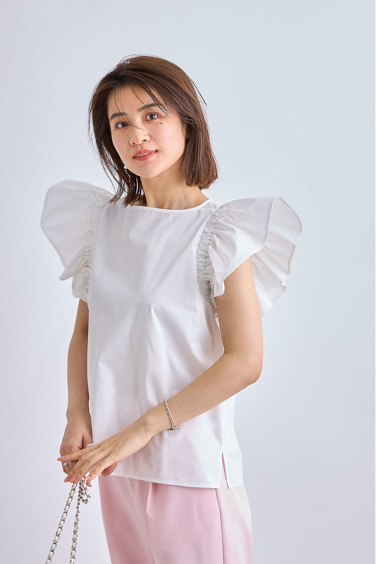 【WEB限定】袖フリルブラウス