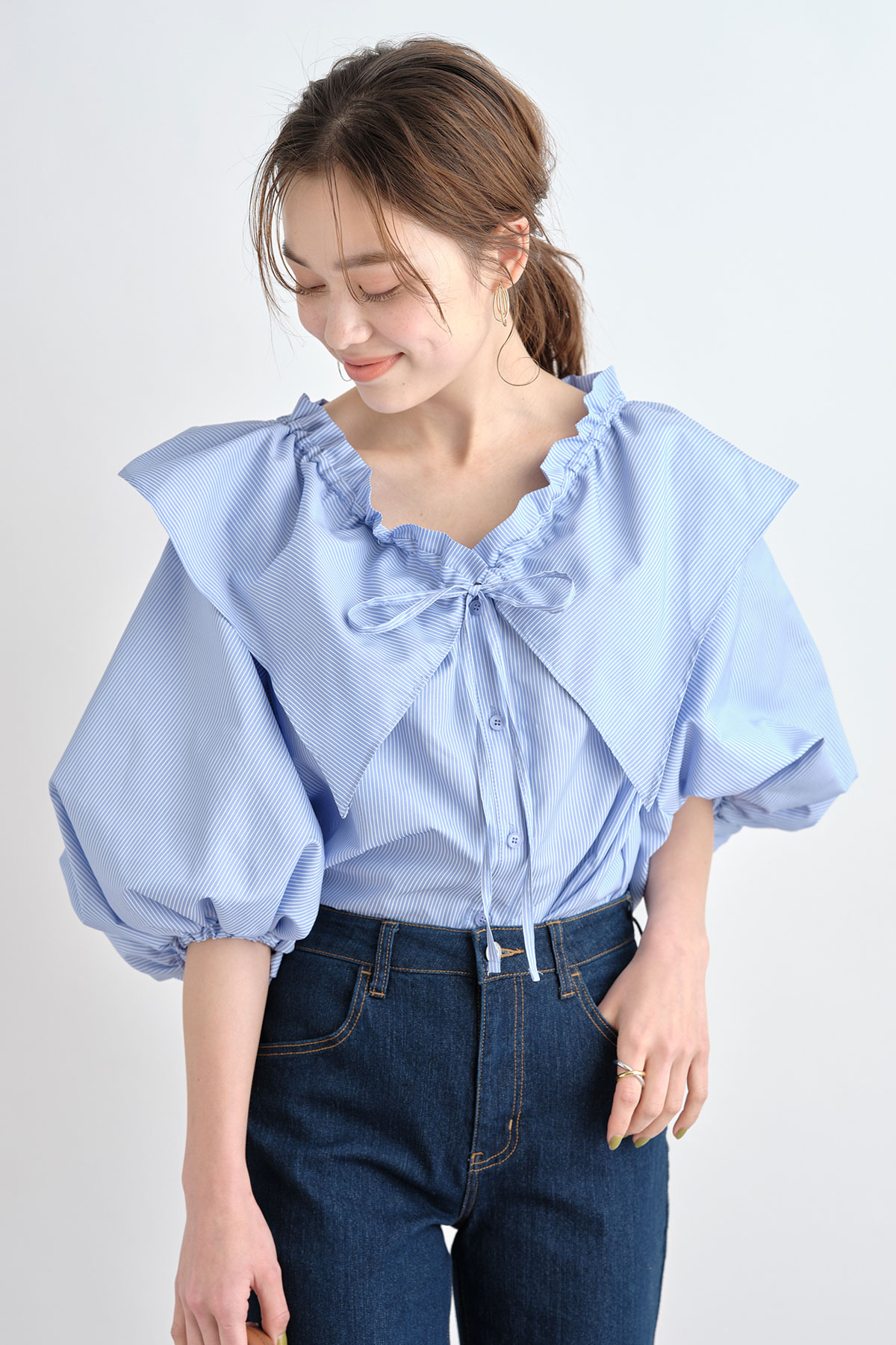 7月8日午前0:00再販！ストライプフリルブラウス※一部店舗のみ入荷