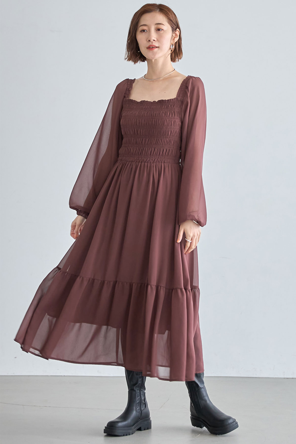 【WEB限定】シフォンジョーゼットシャーリングワンピース