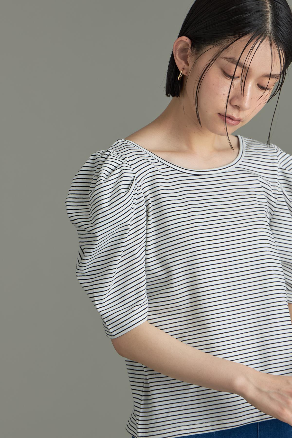 スクエアネックボーダーTシャツ※一部店舗のみ入荷