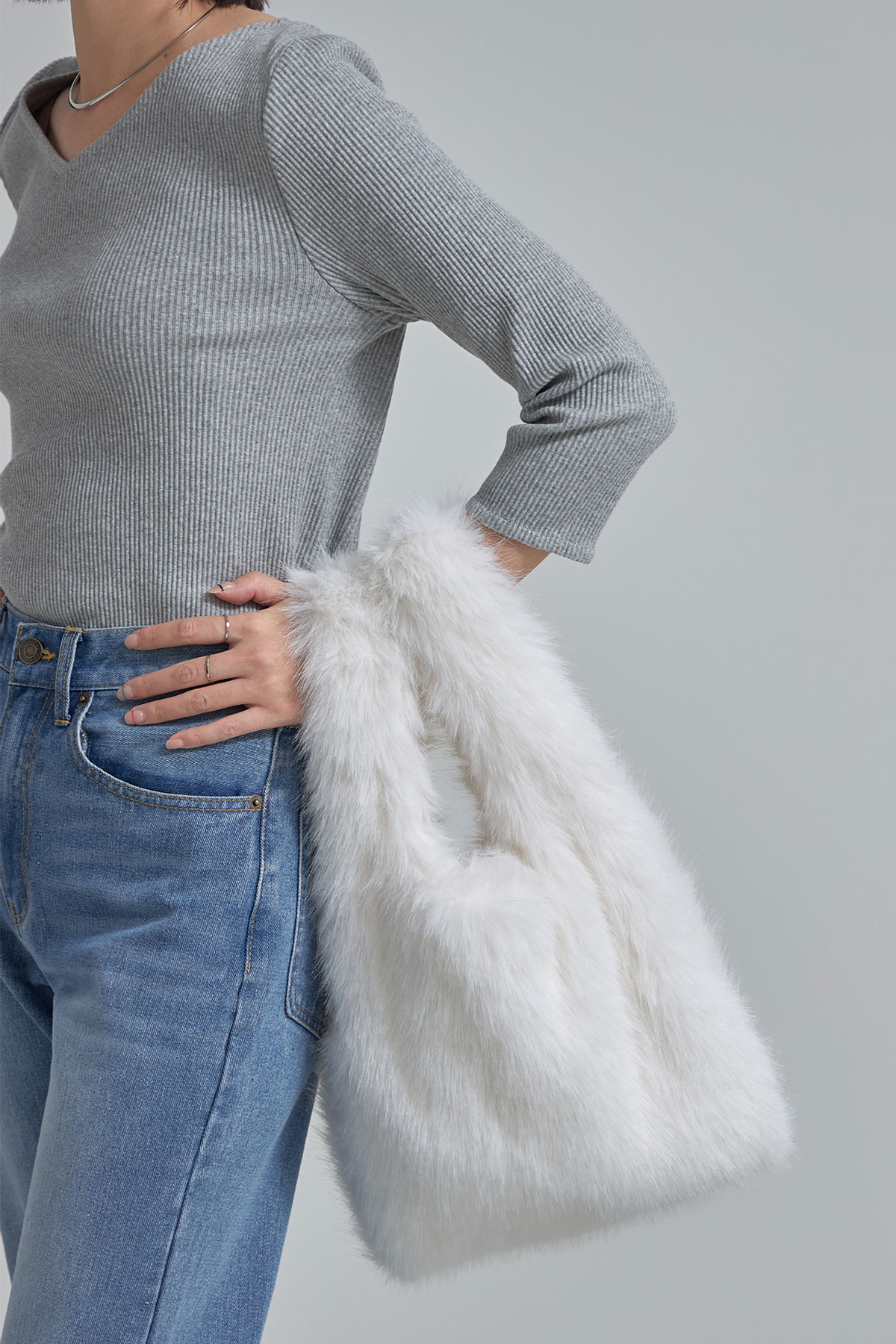 フェイクファートートバッグ※一部店舗のみ入荷