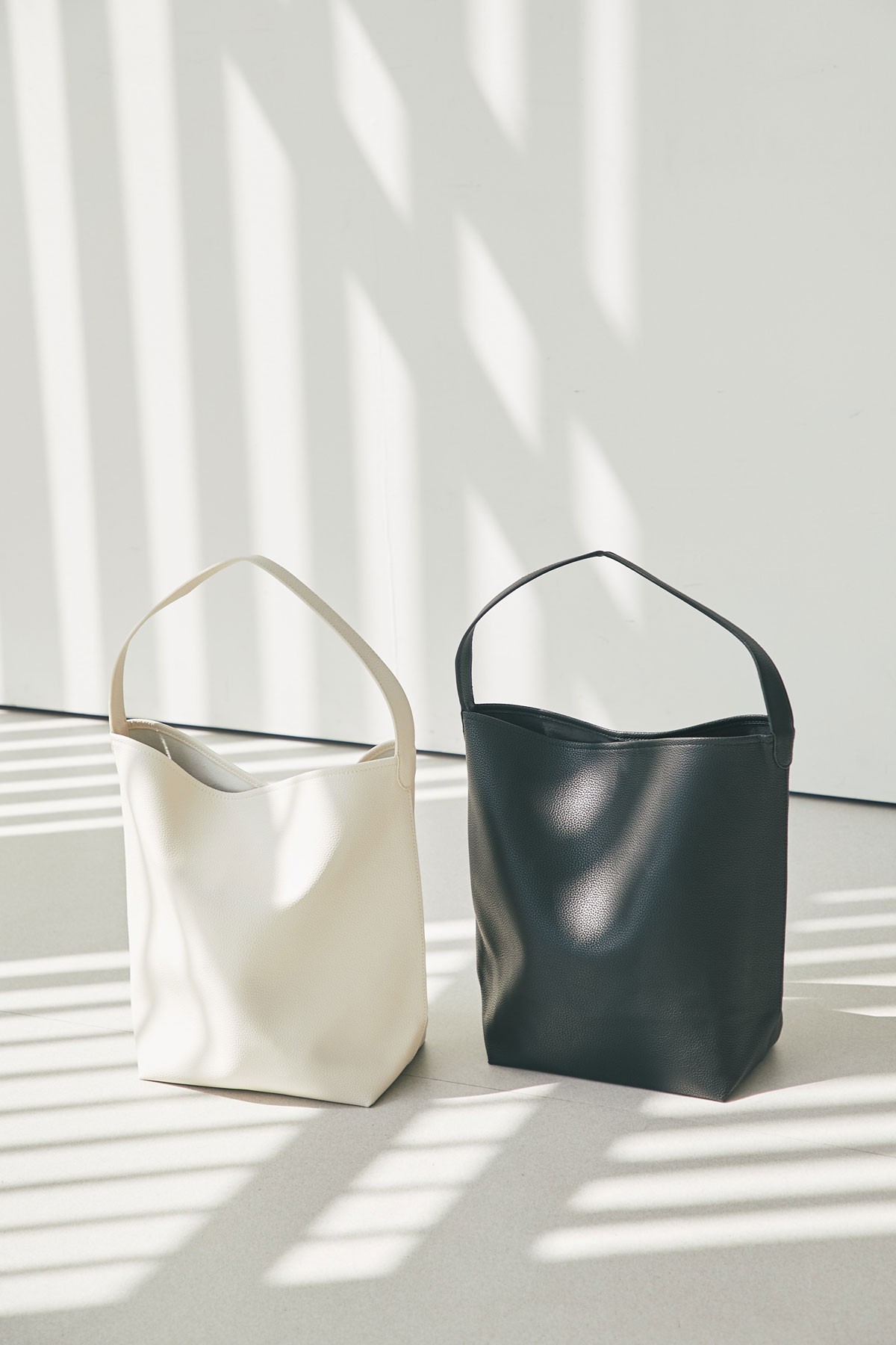 ワンハンドルトートバッグ