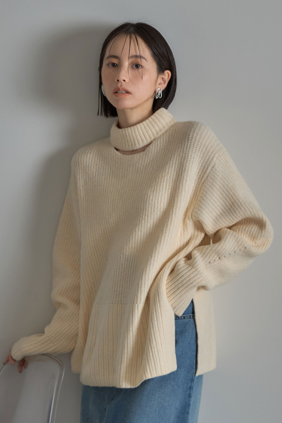 ネック開きコクーンスリーブニットプルオーバー※一部店舗のみ入荷