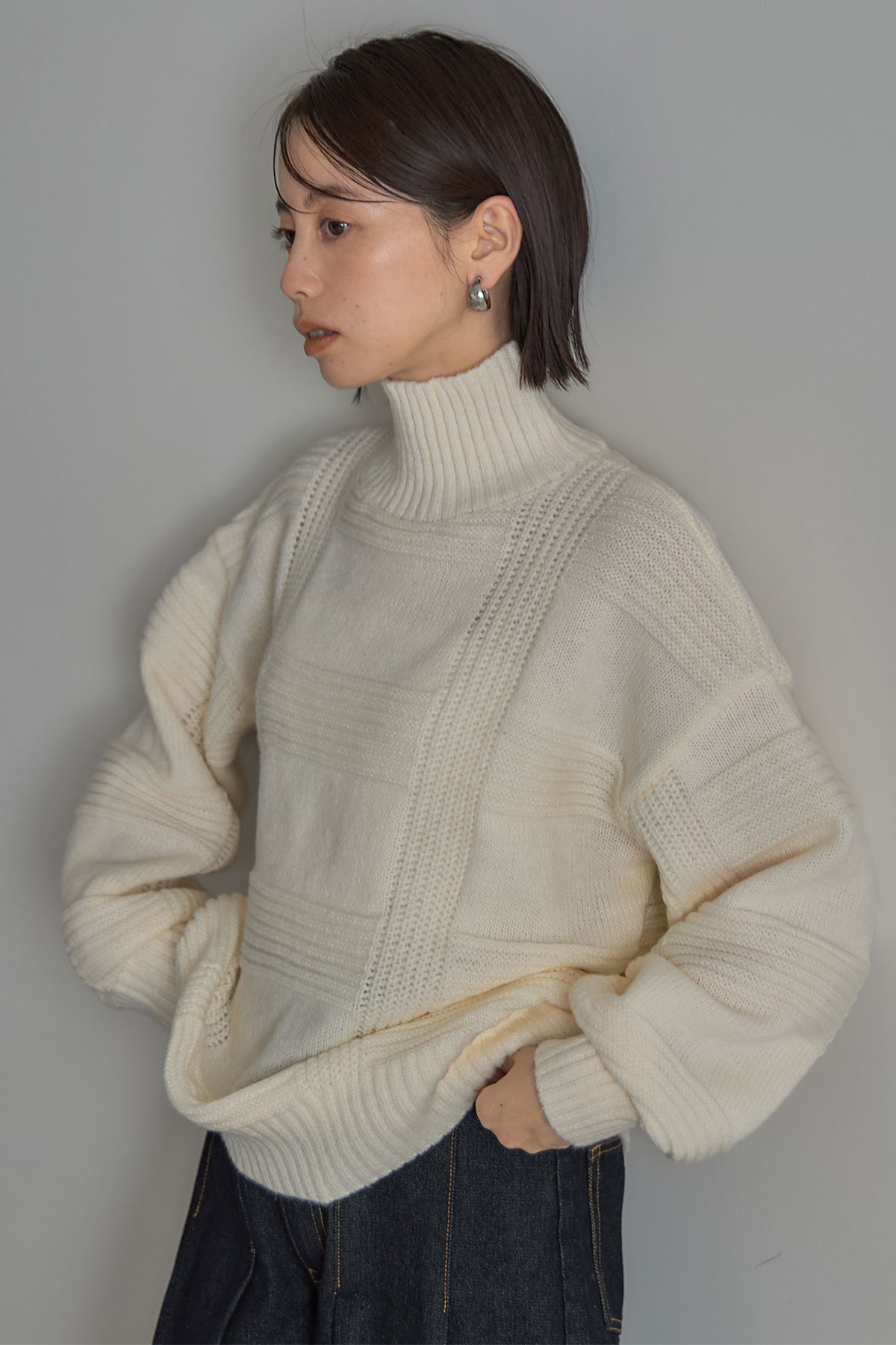 ミックス編みハイネックニットプルオーバー※一部店舗のみ入荷