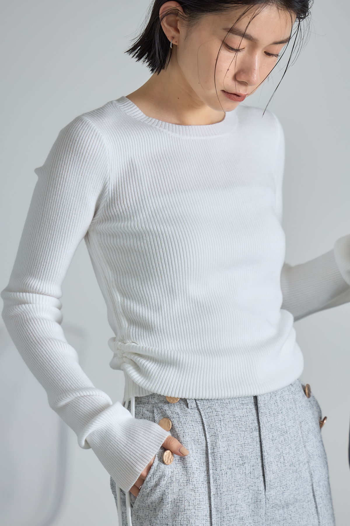 【2025 Summer SALE！】サイドドロストニットプルオーバー※一部店舗のみ入荷＊SALE品につき返品/交換/注文確定後の変更キャンセル不可＊