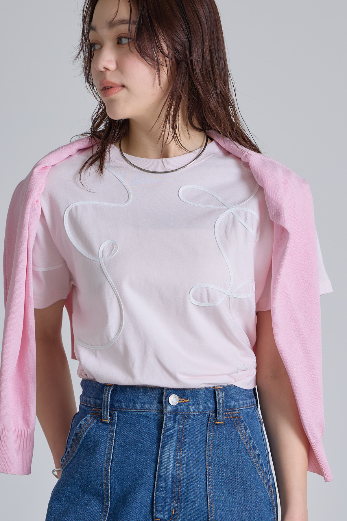 コード刺繍Tシャツ※一部店舗のみ入荷
