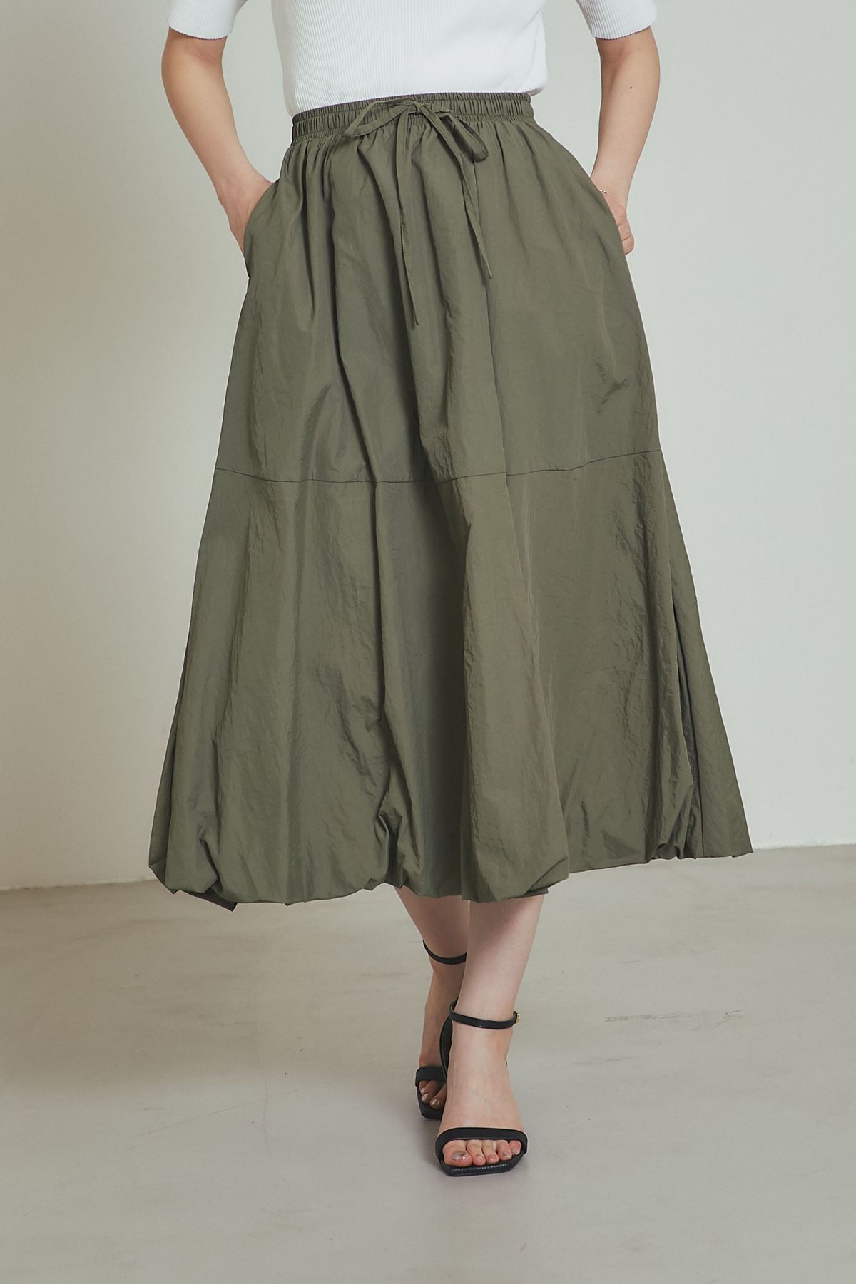 ナイロンワッシャーバルーンスカート※一部店舗のみ入荷