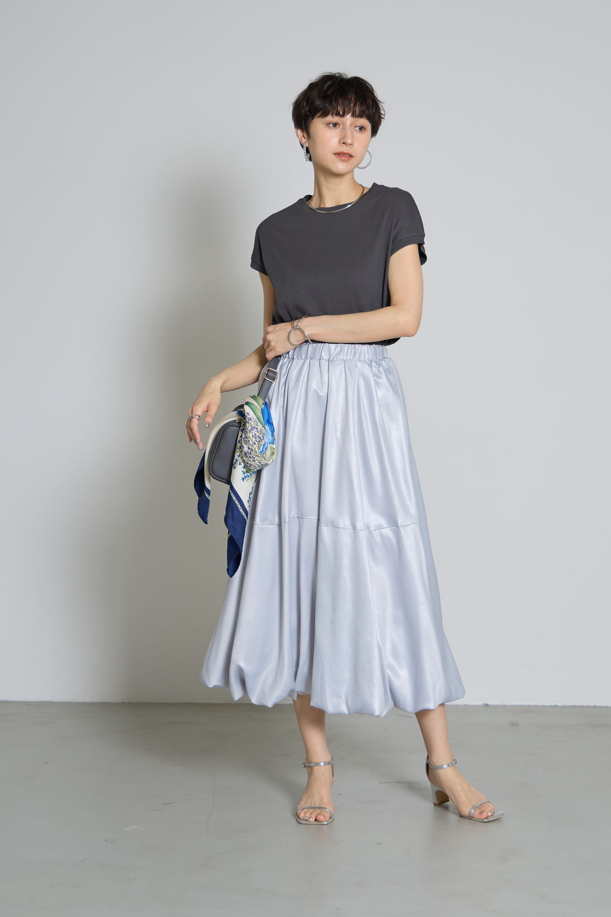 箔プリントバルーンスカート※一部店舗のみ入荷＊SALE品につき返品/交換/注文確定後の変更キャンセル不可＊