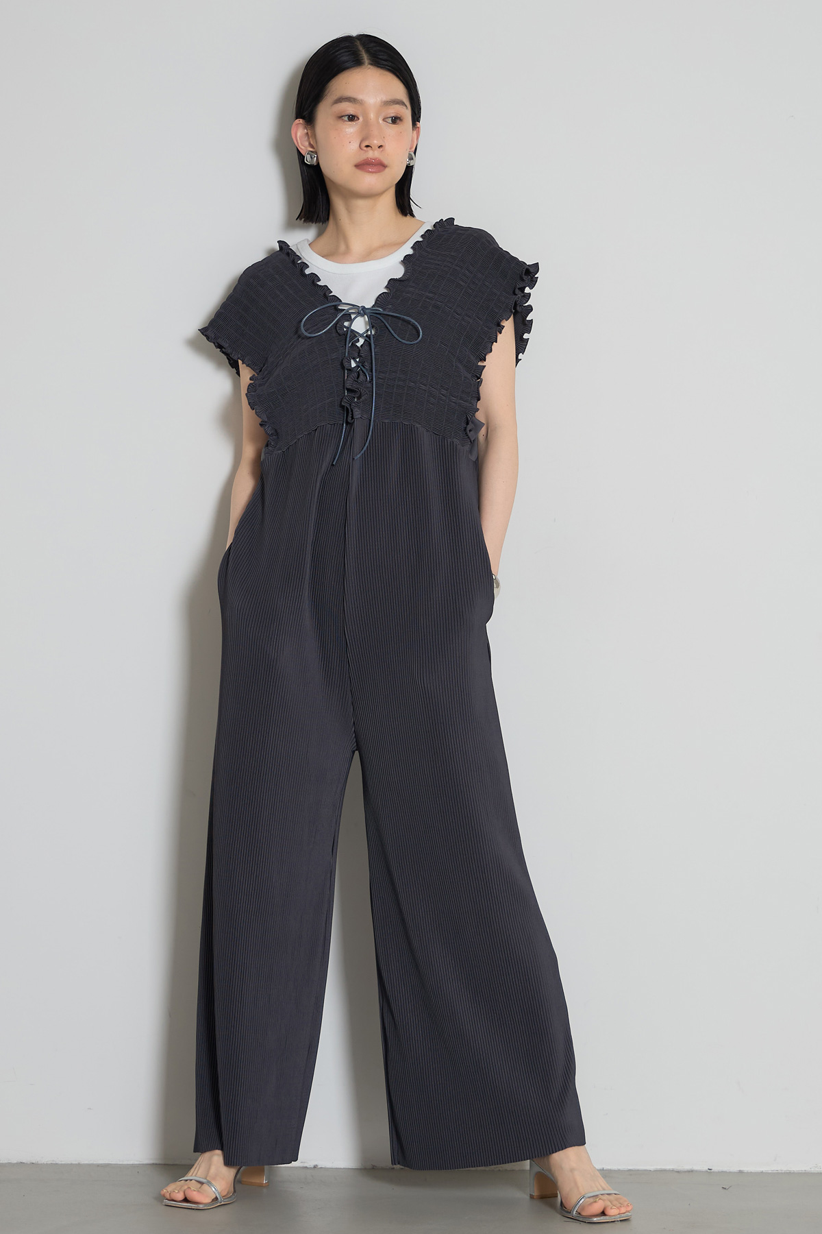 【8/27 0:00 SALE再値下げ！】ギャザーオールインワン※一部店舗のみ入荷＊SALE品につき返品/交換/注文確定後の変更キャンセル不可＊