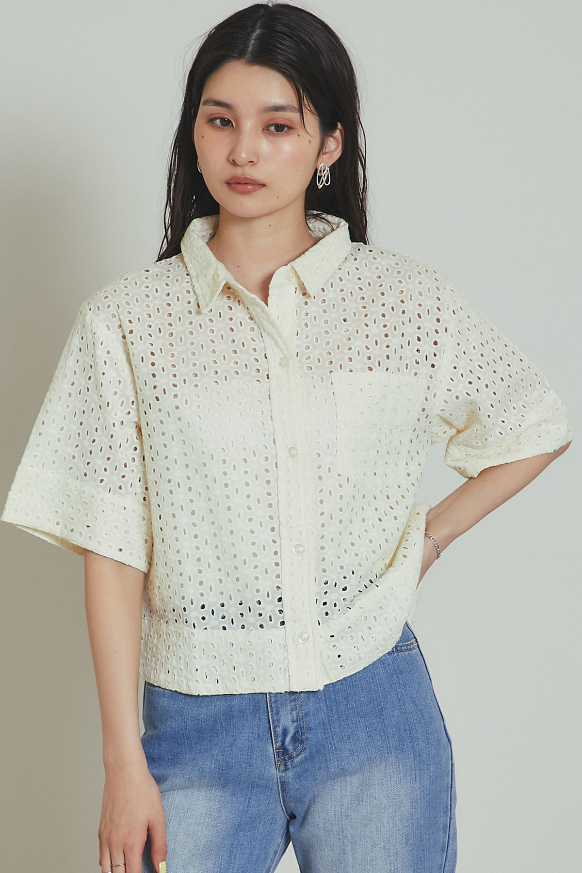 シフリーレースブラウス※一部店舗のみ入荷