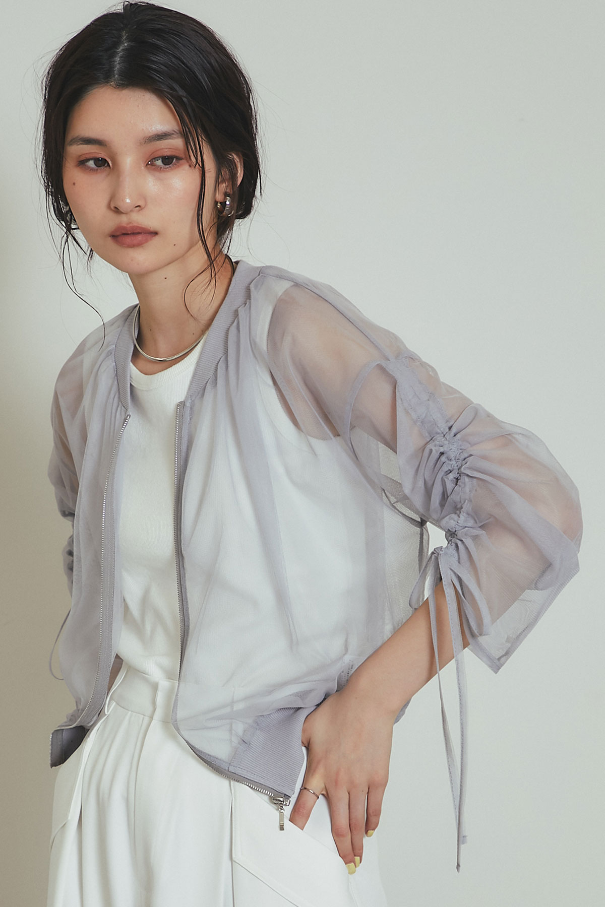 9月4日WEB限定少量再販！シアー袖ギャザーブルゾン＊少量の在庫確保による再販売の為、返品/交換は出来かねる場合がございます。予めご了承ください。