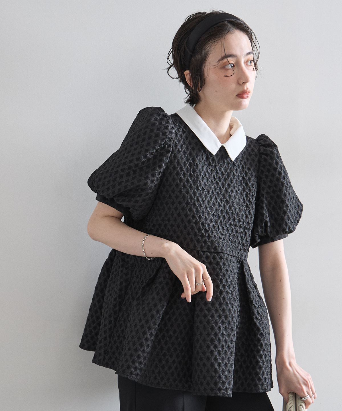 4月12日再販！ふくれジャガード配色カラーブラウス（半袖）