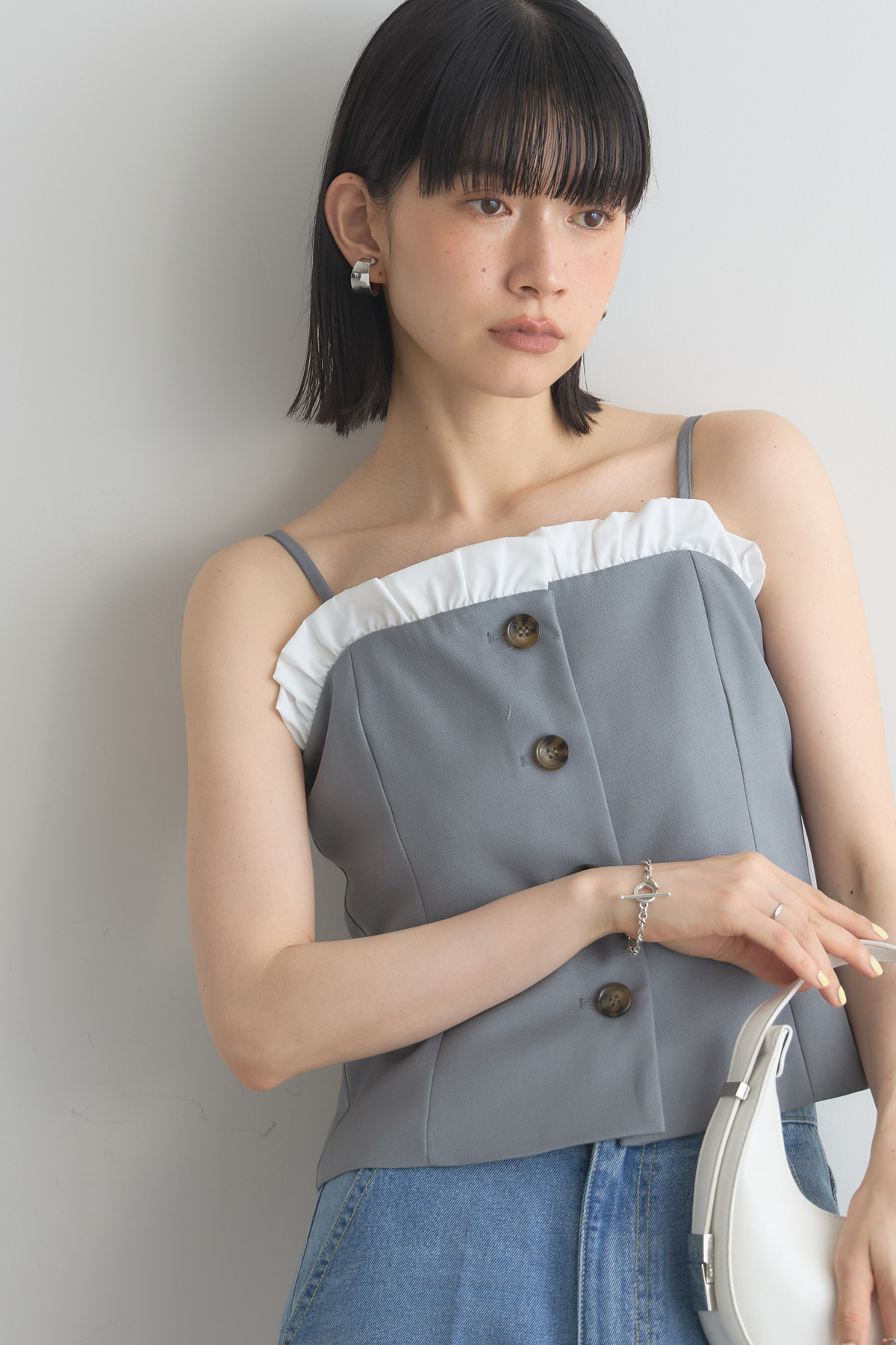 リネンフリル付きビスチェ※一部店舗のみ入荷