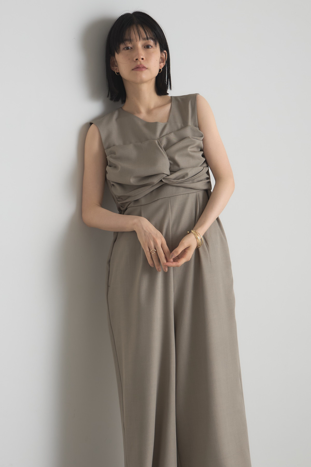 【SALE 拡大！】リネンねじれフリルオールインワン※一部店舗のみ入荷＊SALE品につき返品/交換/注文確定後の変更キャンセル不可＊