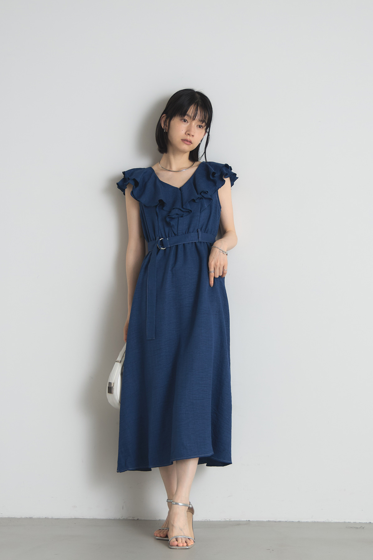 デニムライク肩フリルワンピース※一部店舗のみ入荷
