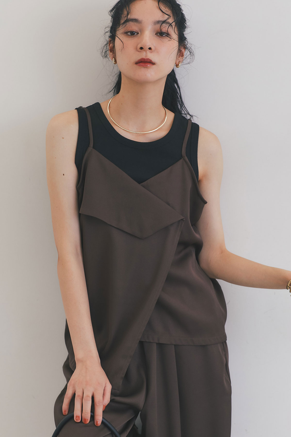 【AW SALE】アシメデザインキャミソール※一部店舗のみ入荷＊SALE品につき返品/交換/注文確定後の変更キャンセル不可＊