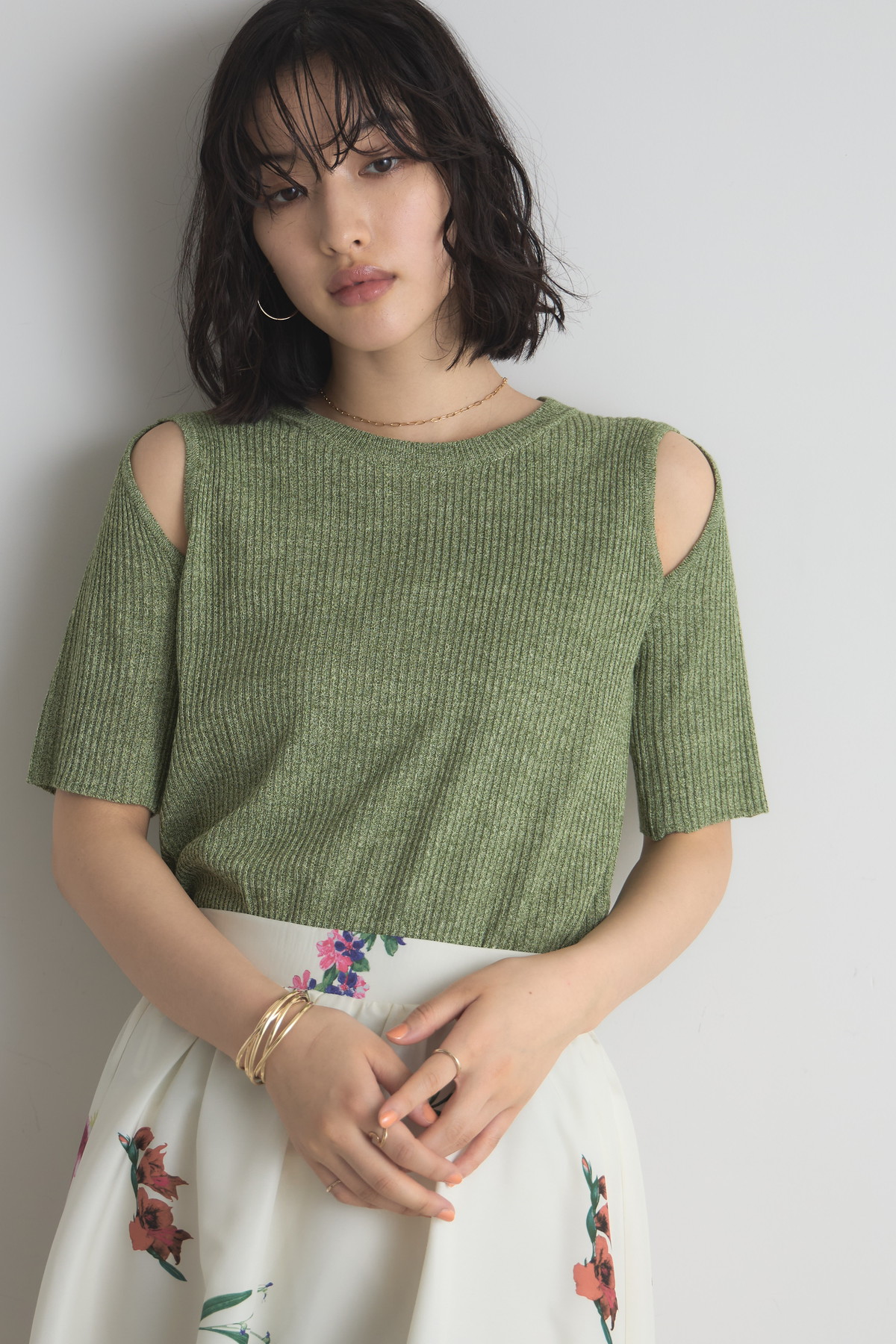 ショルダーカットアウトミックスニットプルオーバー※一部店舗のみ入荷