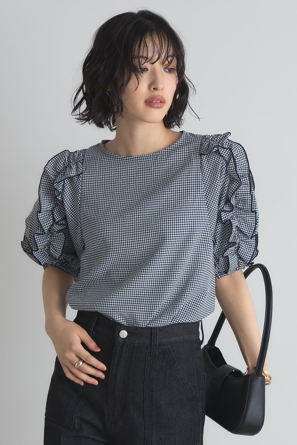 サッカーギンガム袖フリルブラウス※一部店舗のみ入荷